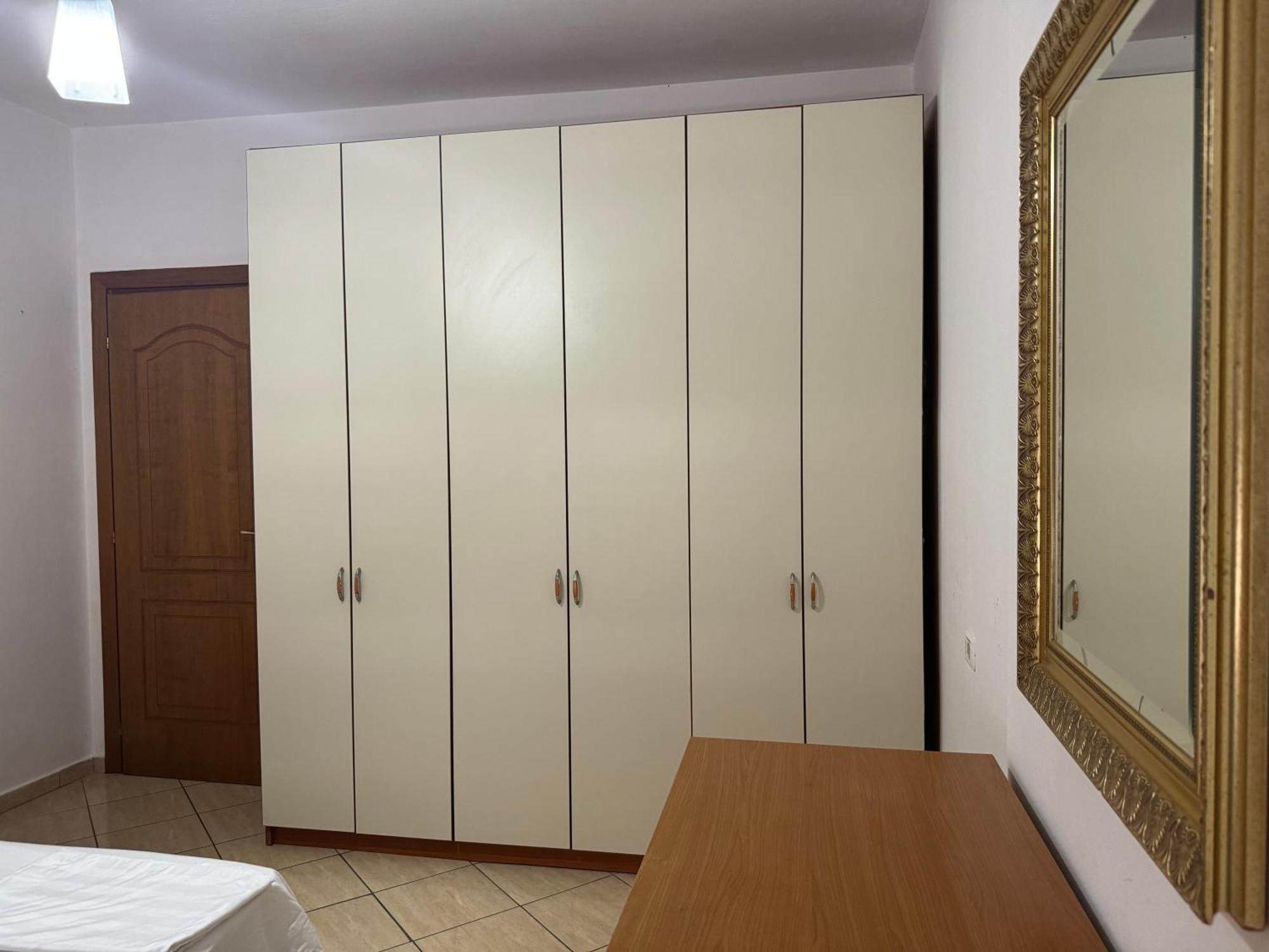 Elegant Apartment In Lungomare - N 23 Vlore Bagian luar foto
