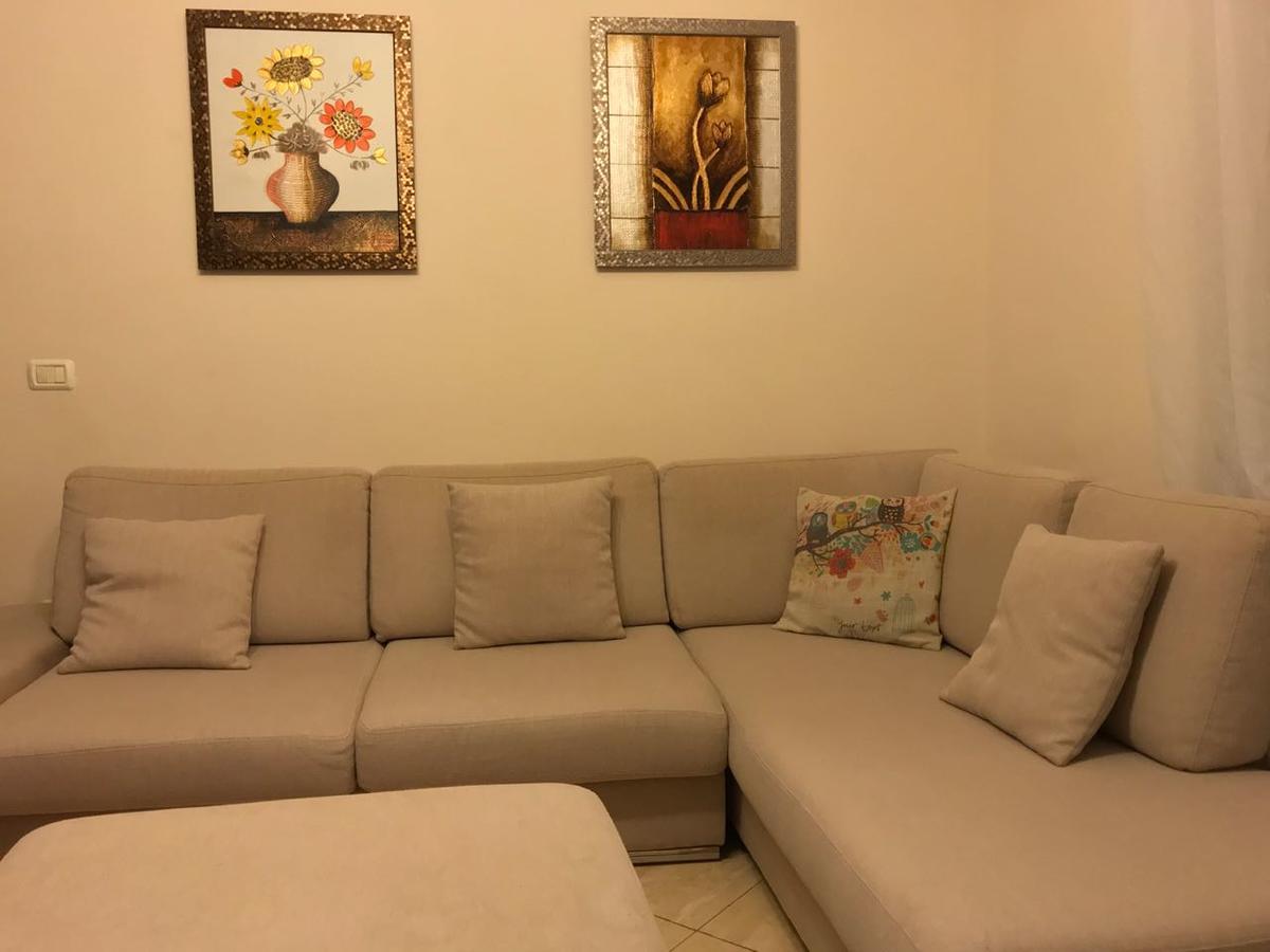 Elegant Apartment In Lungomare - N 23 Vlore Bagian luar foto