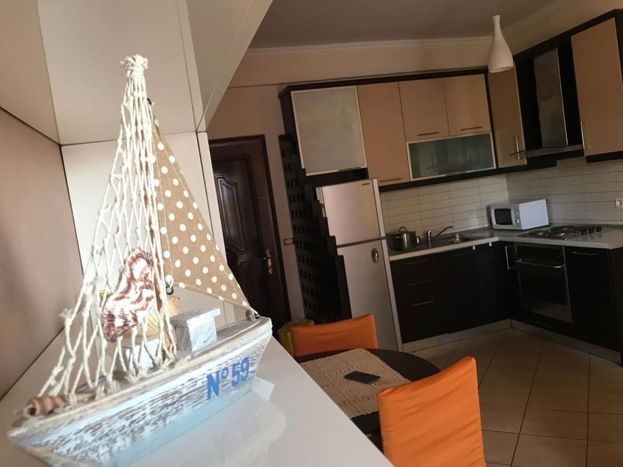 Elegant Apartment In Lungomare - N 23 Vlore Bagian luar foto